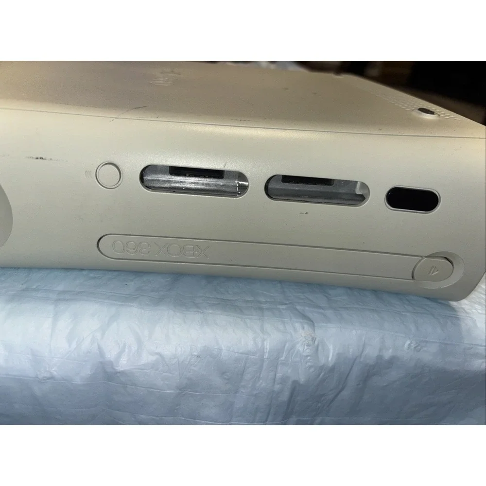 Microsoft Xbox 360 White Console HDMI 2008 Untested